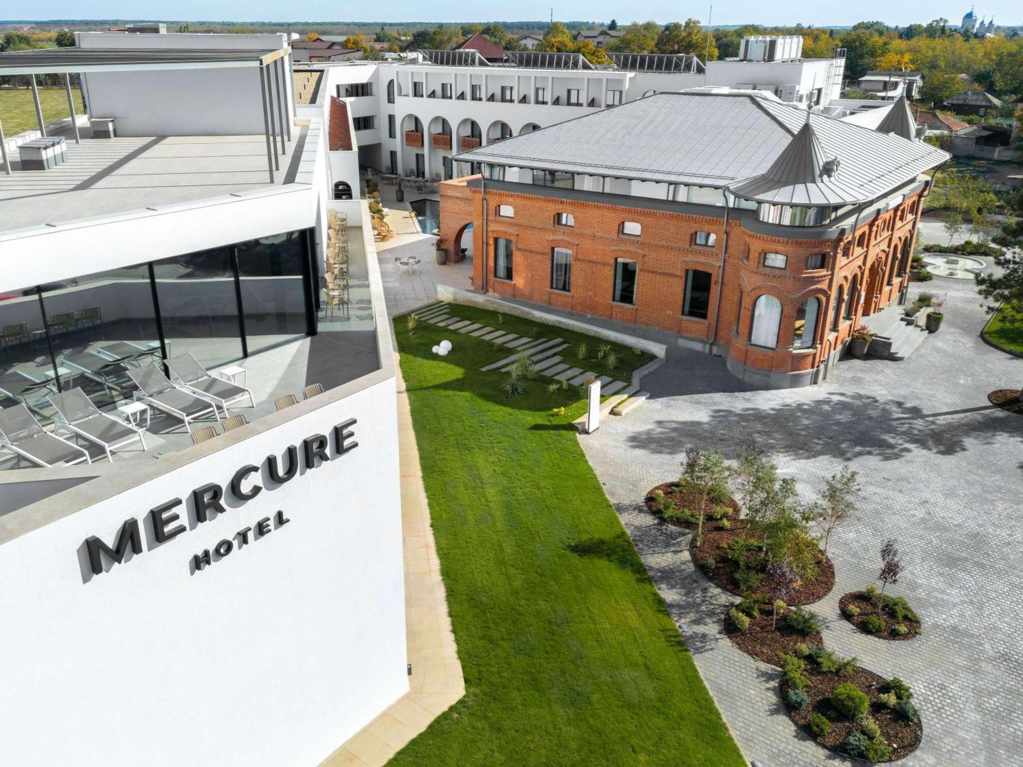 Mercure Conacul Cozieni Pasarea Eksteriør billede